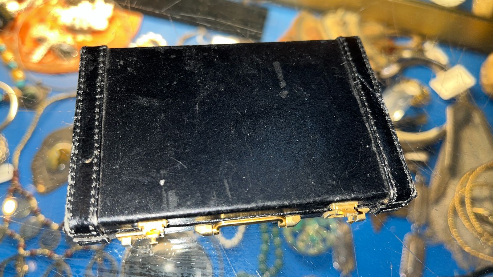 product details: SO COOL! MENS TRAVEL GROOMING KIT, MINI LOCKING SUITCASE photo