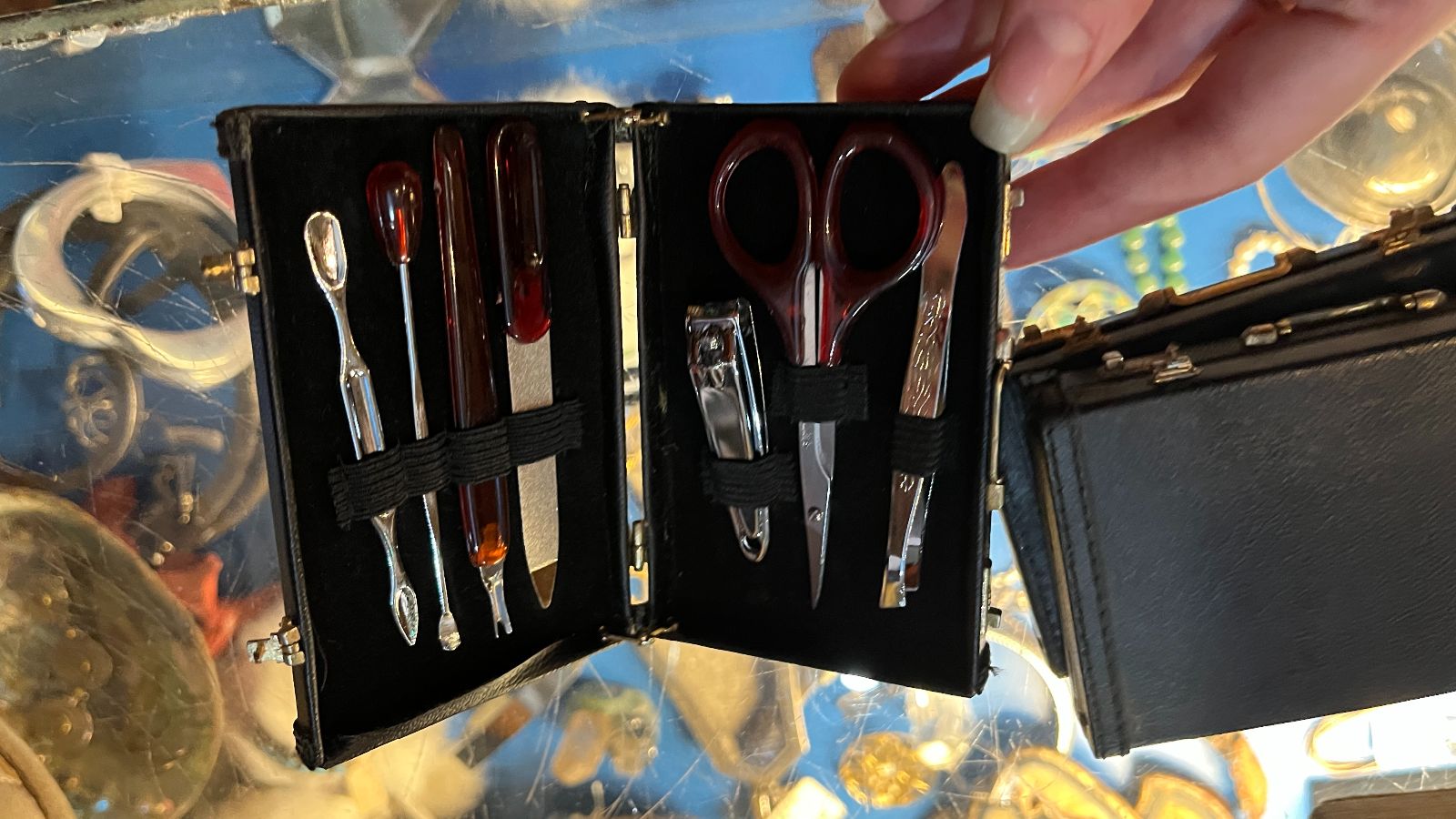 product details: *AS-IS* SO COOL! MENS TRAVEL GROOMING KIT, MINI LOCKING SUITCASE photo