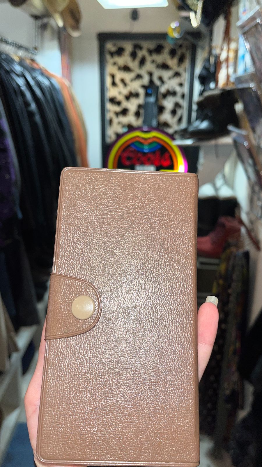 product details: SWEET! VINTAGE 1960S-70S MINI TRAVELING CHESS SET IN CARRYING CASE - DEADSTOCK photo