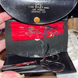 Photo detail:RETRO AIR FORCE SEWING KIT, FOLDING SNAP BUTTON CASE