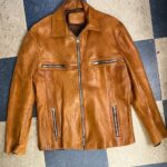 *AS-IS* 1970S BUTTERY SOFT ZIP UP LEATHER JACKET W/ SATIN INNER LINING – IDEAL ZIPPER PULL
