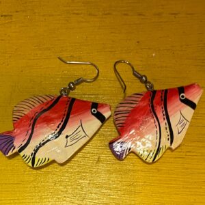 Photo detail:1980S-90S HAND-PAINTED WOODEN ANGEL FISH HOOK EARRINGS COLORFUL DESIGN