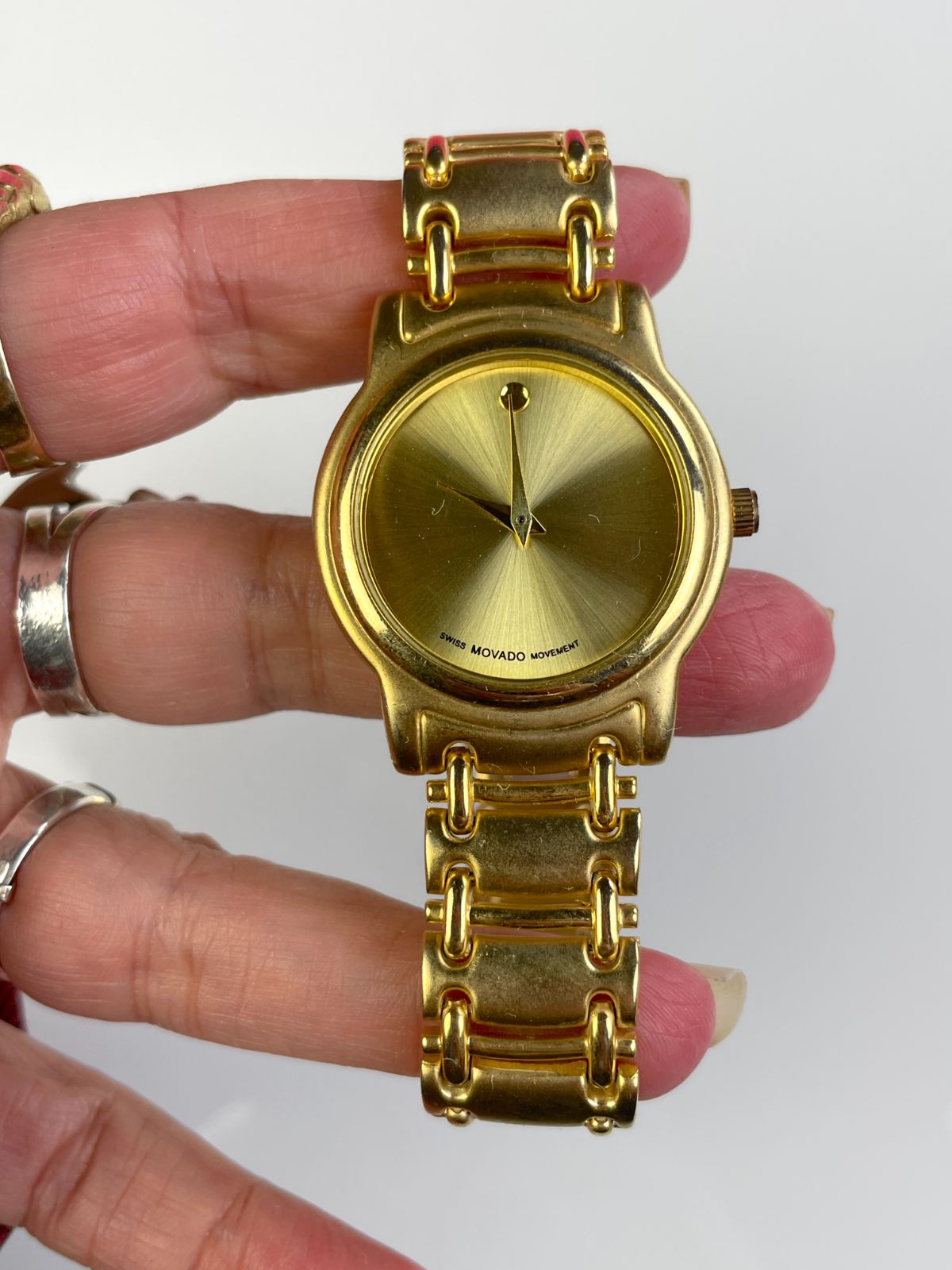 MOVADO AS-IS CLASSIC ROUND DIAL MOVADO WATCH, MATTE GOLD CHAIN LINK BRACELET, SWISS MOVEMENT in GOLD