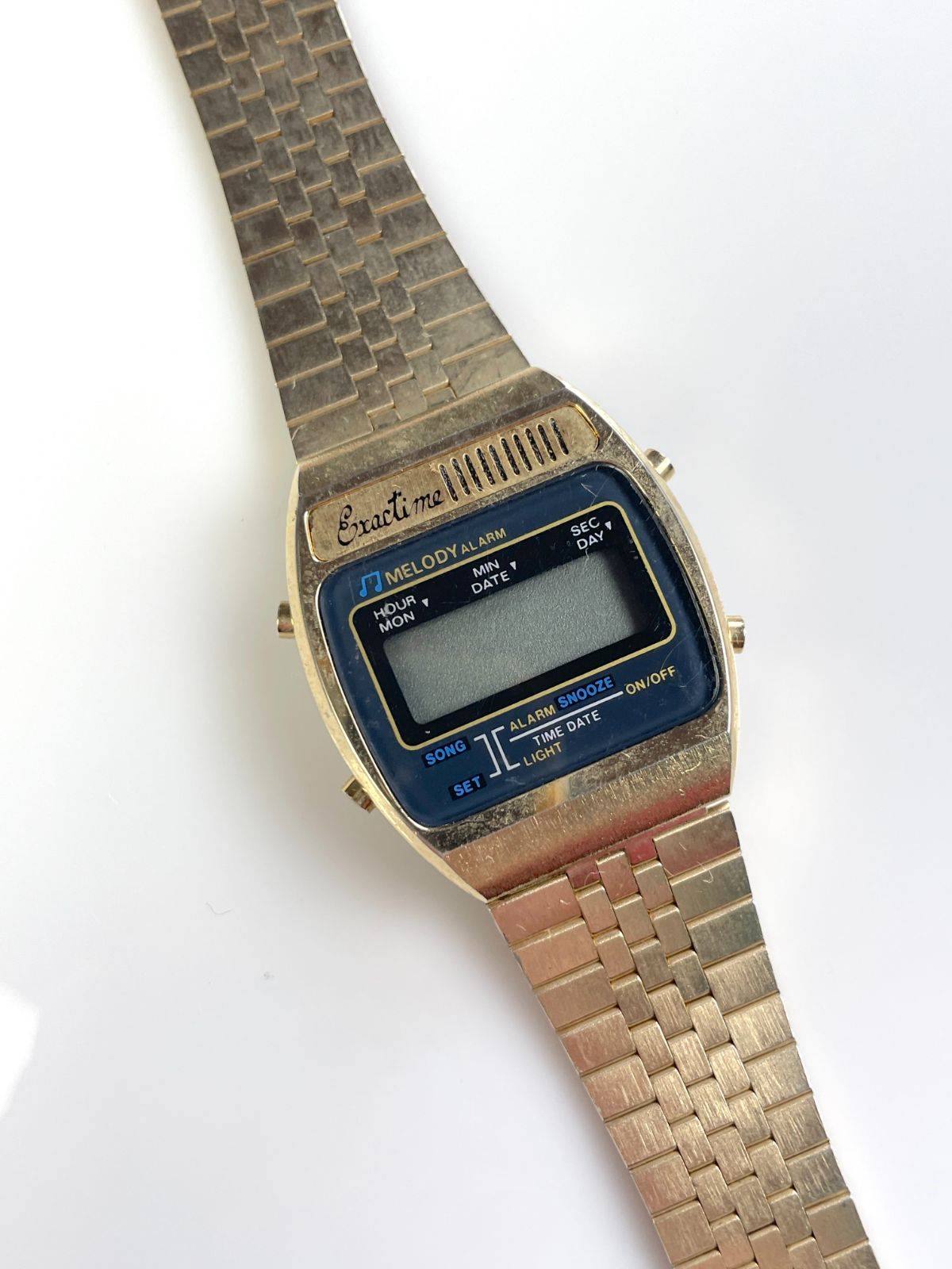 exactime AS-IS RETRO GOLD-TONE DIGITAL DISPLAY WATCH W/ MELODY ALARM in GOLD