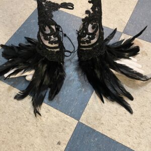 Photo detail:LACE & FEATHER LACE-UP WRIST GUARDS