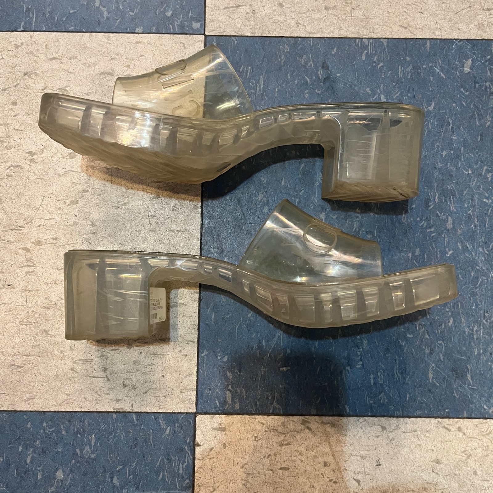GUCCI *AS-IS* CLEAR JELLY BLOCK HEEL OPEN TOE GUCCI SANDALS in CLEAR