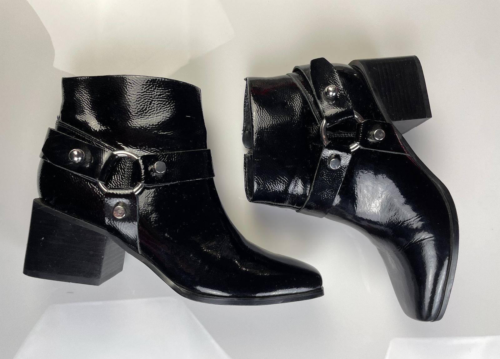 MARC FISHER *AS-IS* PATENT LEATHER SIDE ZIPPER BLOCK HEEL HARNESS BOOTS in BLACK