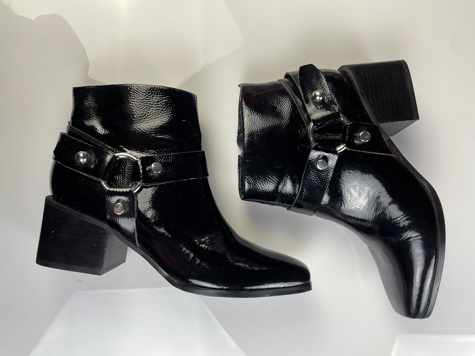 MARC FISHER *AS-IS* PATENT LEATHER SIDE ZIPPER BLOCK HEEL HARNESS BOOTS in BLACK