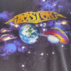 2009 BOSTON GREATEST HITS TOUR GRAPHIC T-SHIRT in BLACK