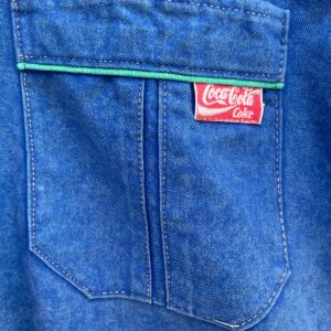 COCA COLA *AS-IS* COOL! 1990S BOXY COCA-COLA BRANDED MARBLE WASH TWILL SHORT SLEEVE SNAP BUTTON DELIVERY WORK SHIRT in BLUE