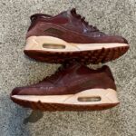 NIKE AIR MAX 90 PREMIUM BURGUNDY CRUSH SNEAKERS