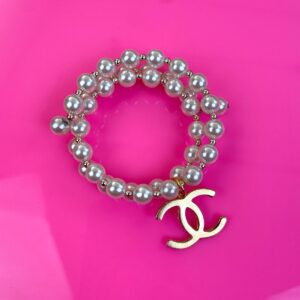MKTPRICE PEARL WRAP BRACELET / CHOKER NECKLACE W/ SILVER PLATED CHANEL CHARM in CREME, GOLD