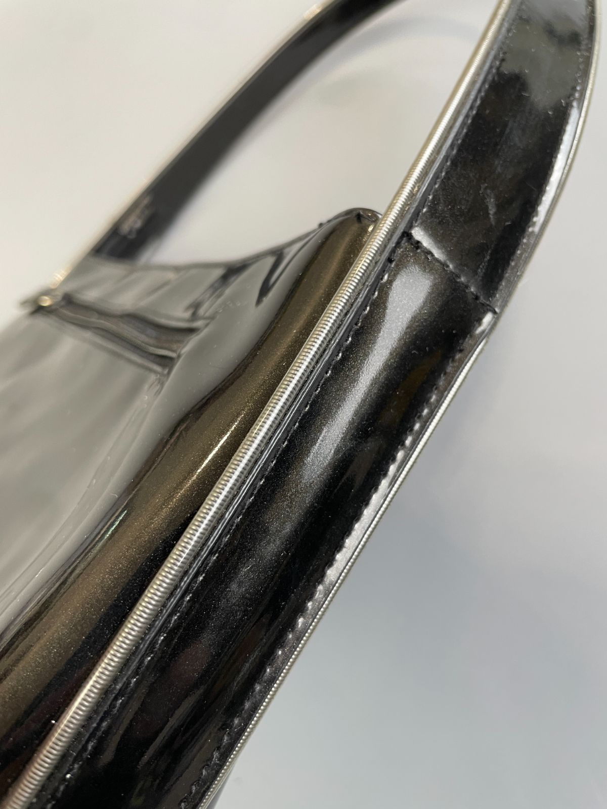 GUCCI *AS-IS* COOL! 1990S CLEAR GUNMETAL PVC SINGLE STRAP SHOULDER BAG in GRAY