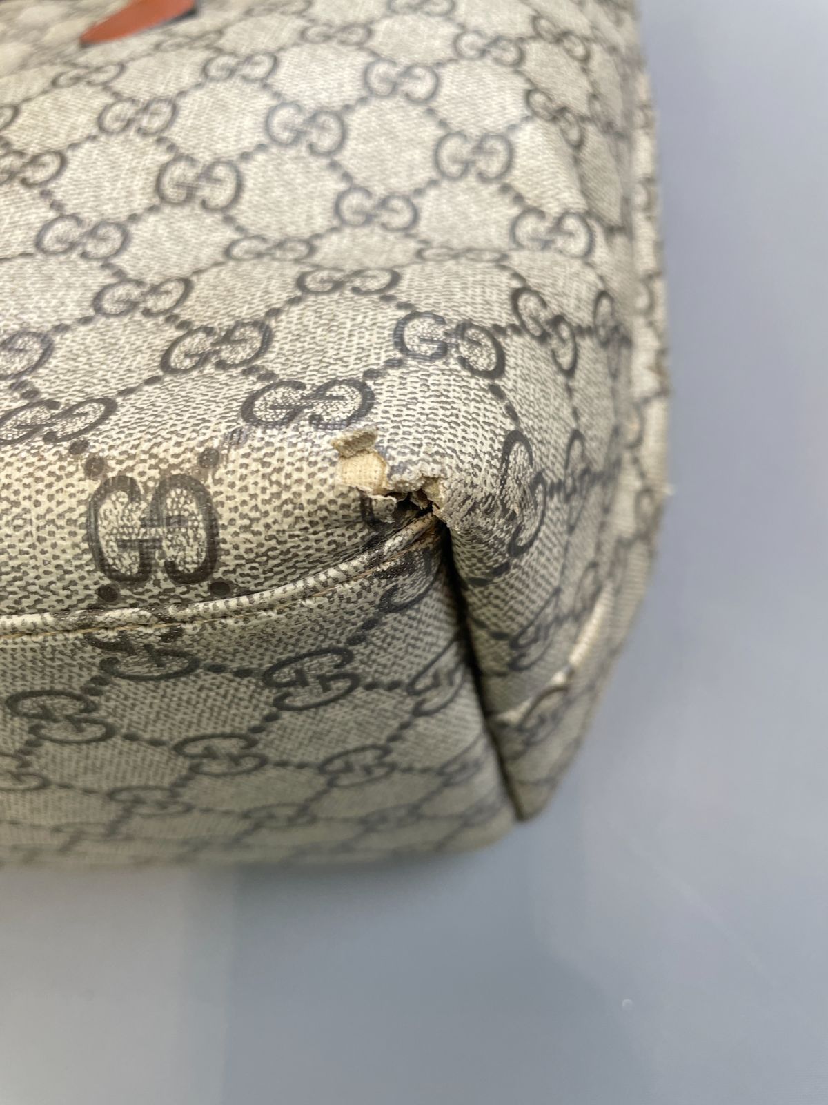 GUCCI *AS-IS* LARGE GG MONOGRAM DOUBLE STRAP TOTE STYLE SHOULDER BAG, PEBBLED LEATHER TRIM, RIBBON FRONT in BROWN, WHITE, GREEN, RED