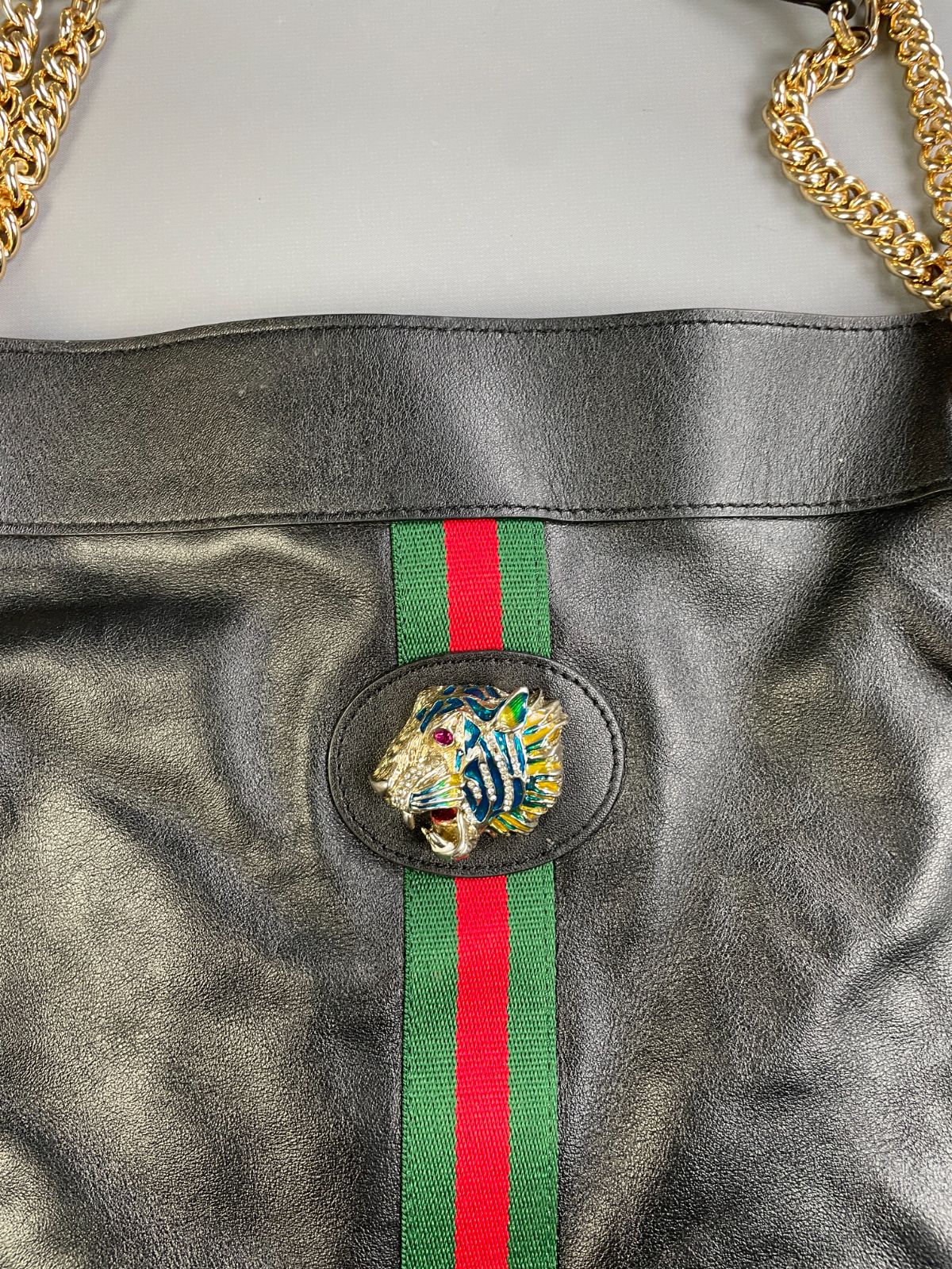 GUCCI GORGEOUS! GUCCI RAJAH SUPPLE LEATHER SHOPPER TOTE BAG DOUBLE CHAIN STRAP, HEAVY ENAMELED TIGER MOTIF in BLACK