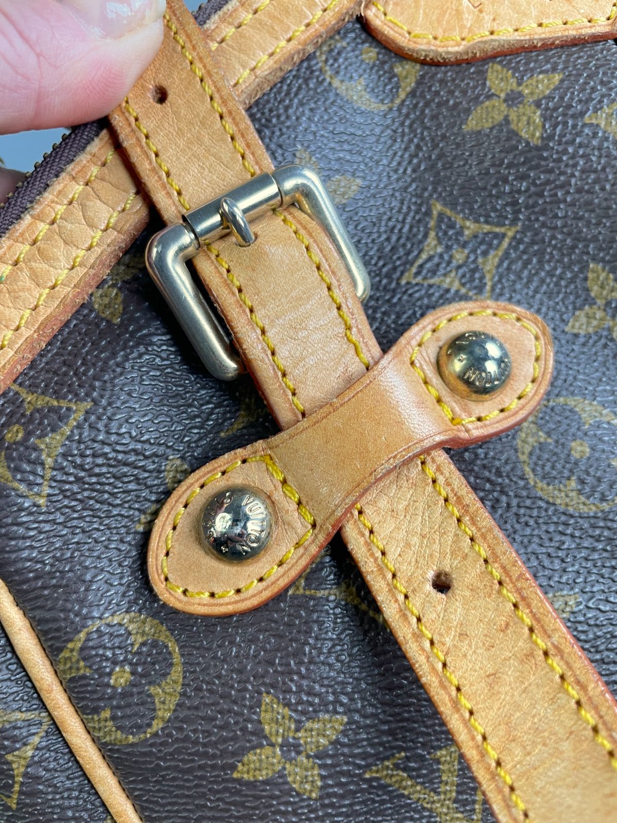 LOUIS VUITTON *AS-IS* BEAUTIFUL! Y2K RUCHED THETA STYLE LV MONOGRAM HANDBAG in BROWN, YELLOW