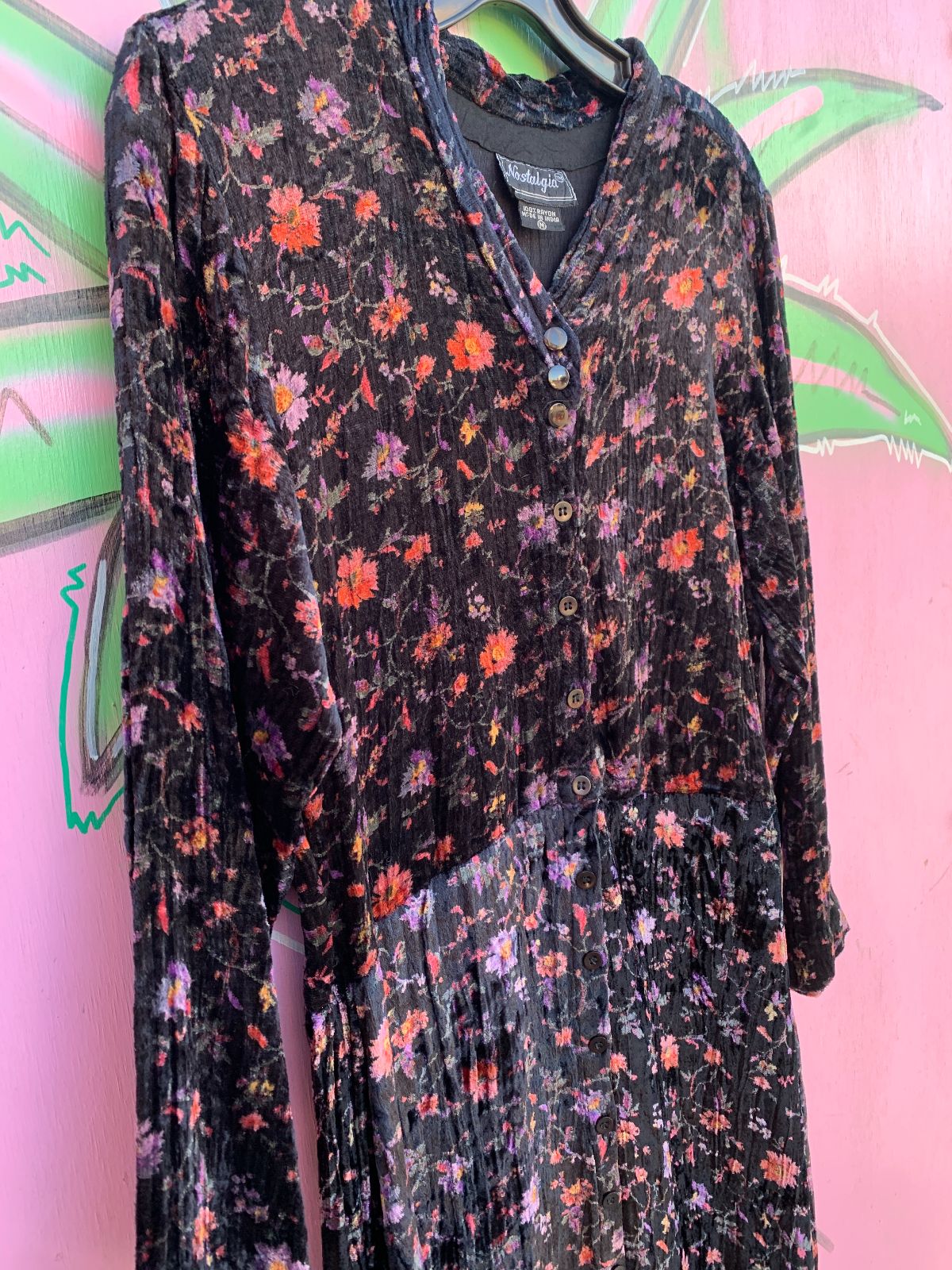 NOSTALGIA CUTE! 1990S CRUSHED VELVET FLORAL PRINT FULL BUTTON FRONT LONG SLEEVE MAXI DRESS in BLACK, PURPLE