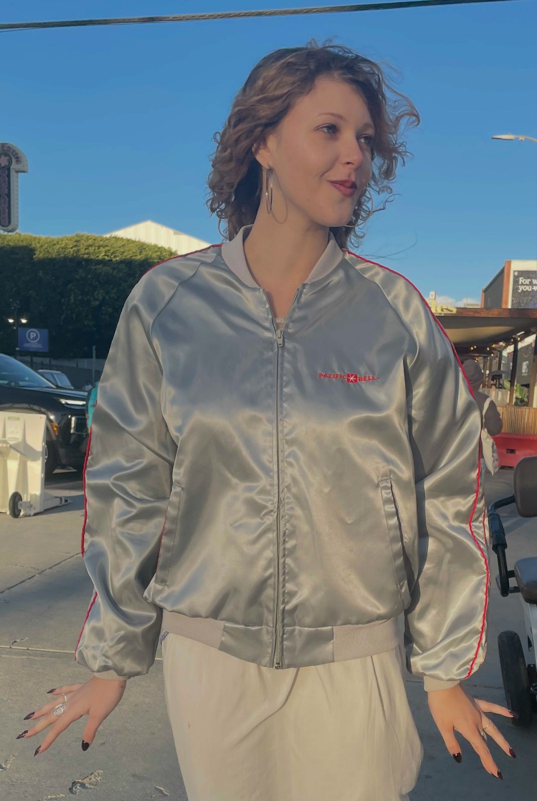 HORIZON PAC BELL SILVER ZIPUP JACKET W/ RED PIPING in SILVER, RED