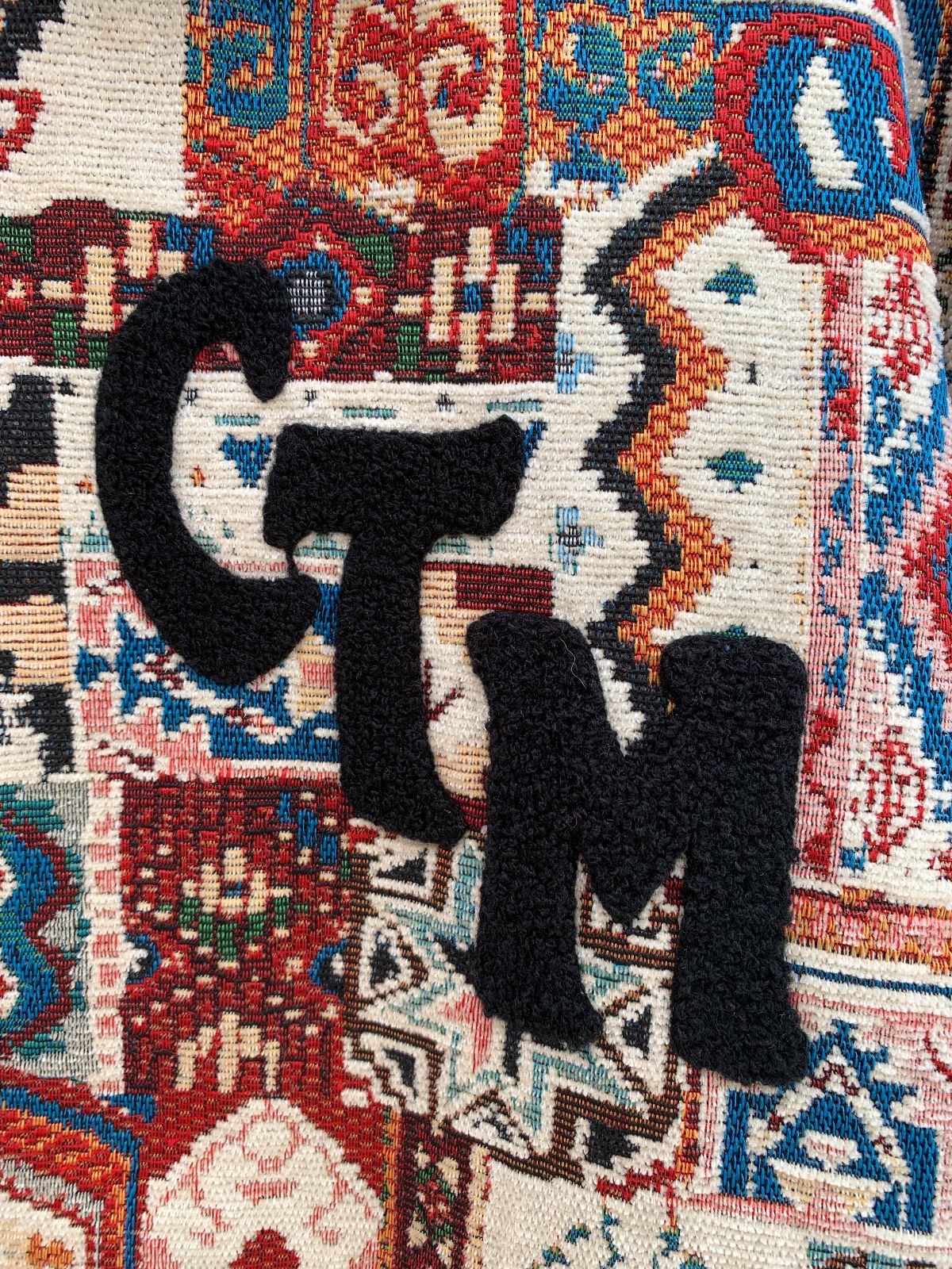 CHINATOWN MARKET CANVAS TAPESTRY PATCHWORK JACKET, FLOCKED BACK LETTERING in BEIGE, MUTLI