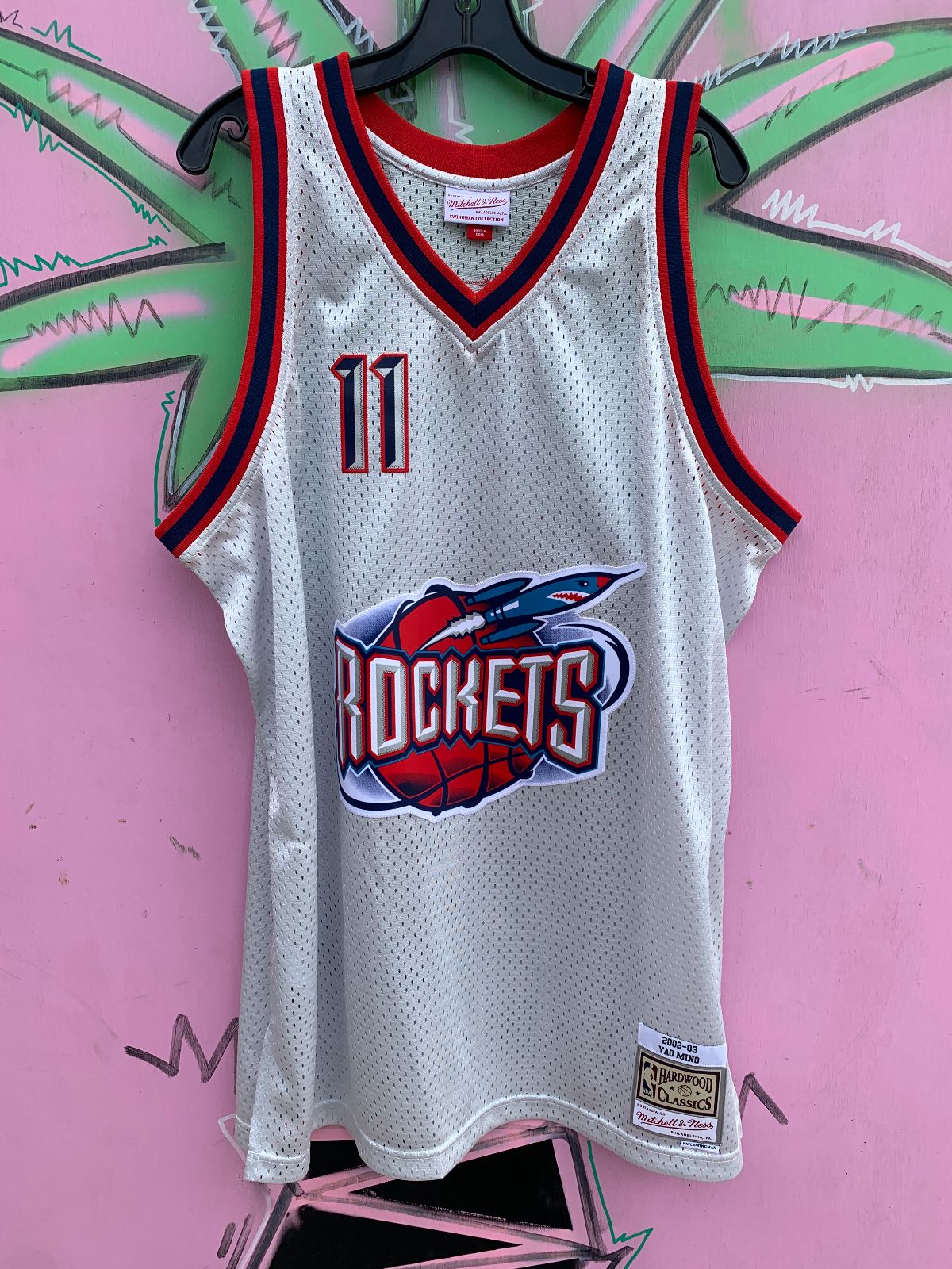 MITCHELL & NESS 2002-2003 NBA HOUSTON ROCKETS BASKETBALL JERSEY #11 YAO in WHITE, RED