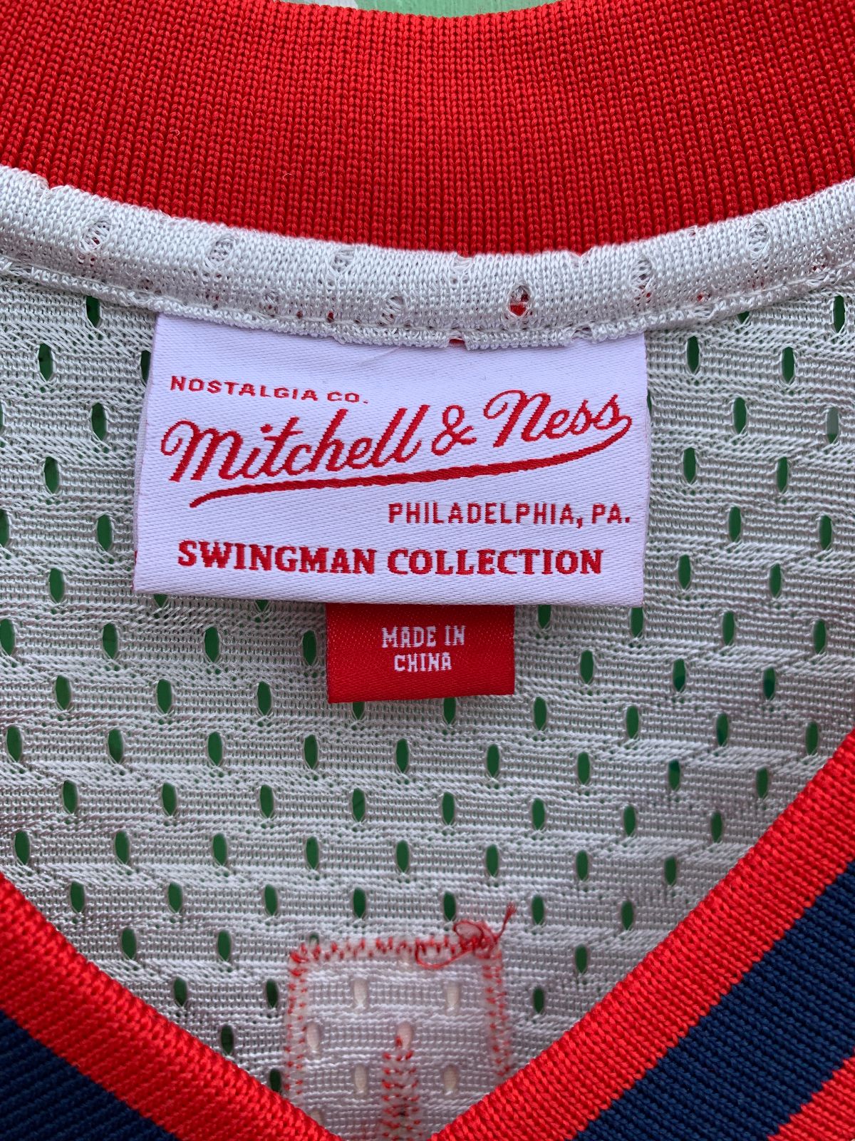 MITCHELL & NESS 2002-2003 NBA HOUSTON ROCKETS BASKETBALL JERSEY #11 YAO in WHITE, RED