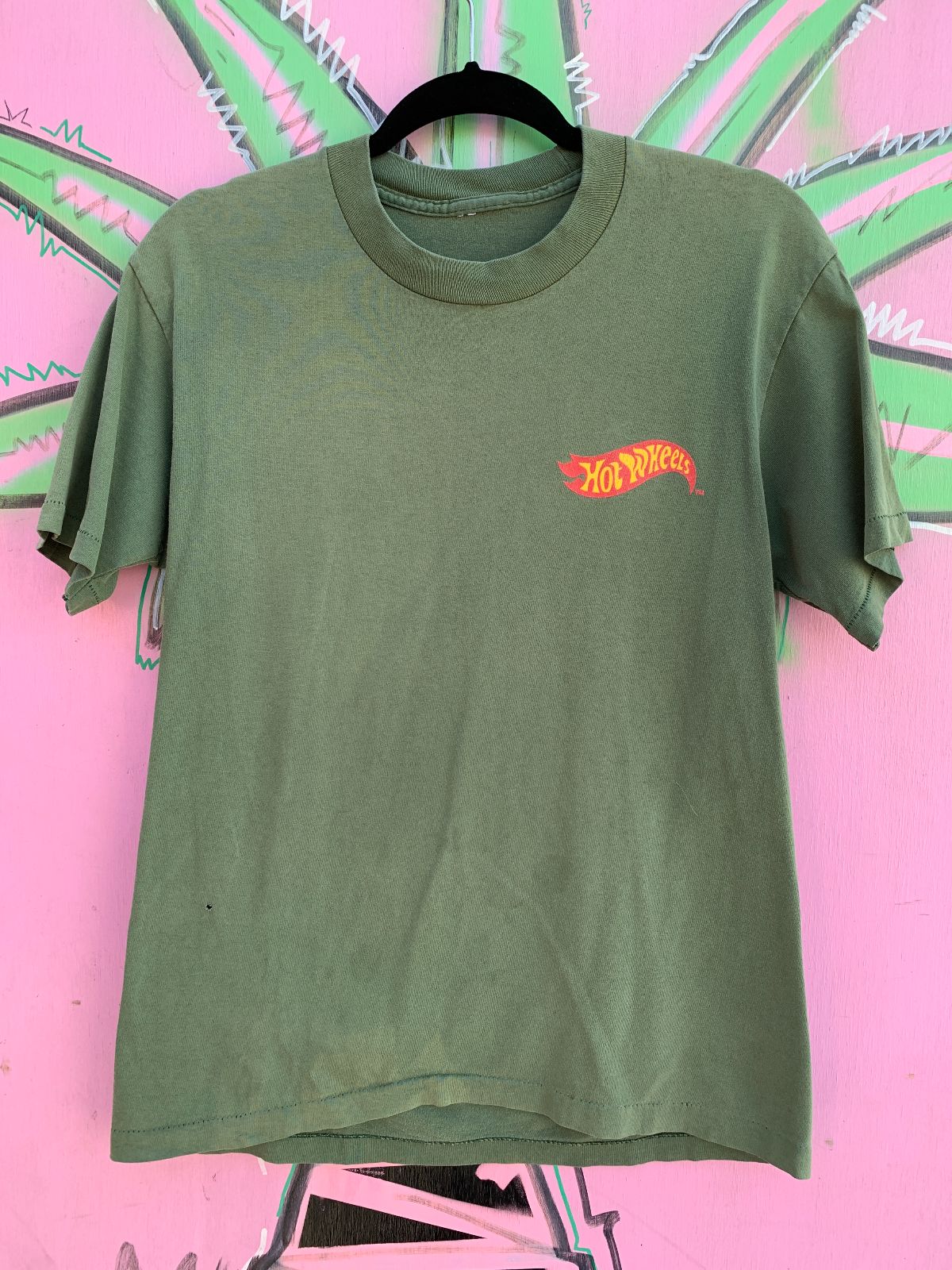 HOTWHEELS HOTWHEELS COMIC RACER GRAPHIC SINGLE STITCH T-SHIRT in GREEN