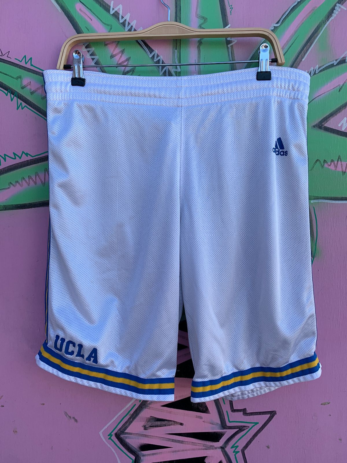 ADIDAS UCLA ATHLETIC MESH BASKETBALL SHORTS, SIDE STRIPES in WHITE, BLUE, YELLOW