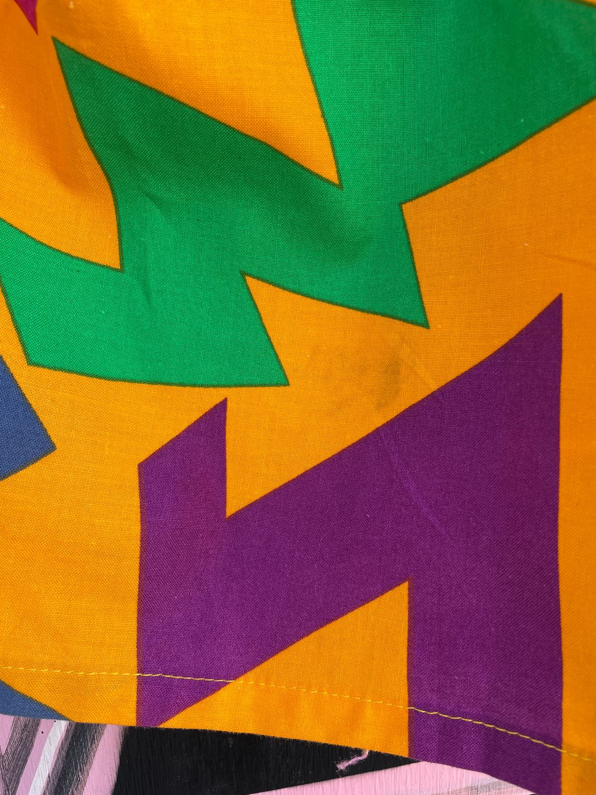 ISLANDER WILD! 1980S-90S NEON FUNKY ALL OVER GEOMETRIC PRINT BUTTON UP SHORT SLEEVE COLLARED SHIRT in YELLOW, PURPLE, GREEN, BLUE