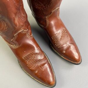 *AS-IS* SUPER DISTRESSED EMBOSSED ROPE DESIGN ALMOND TOE COWBOY BOOTS in BROWN