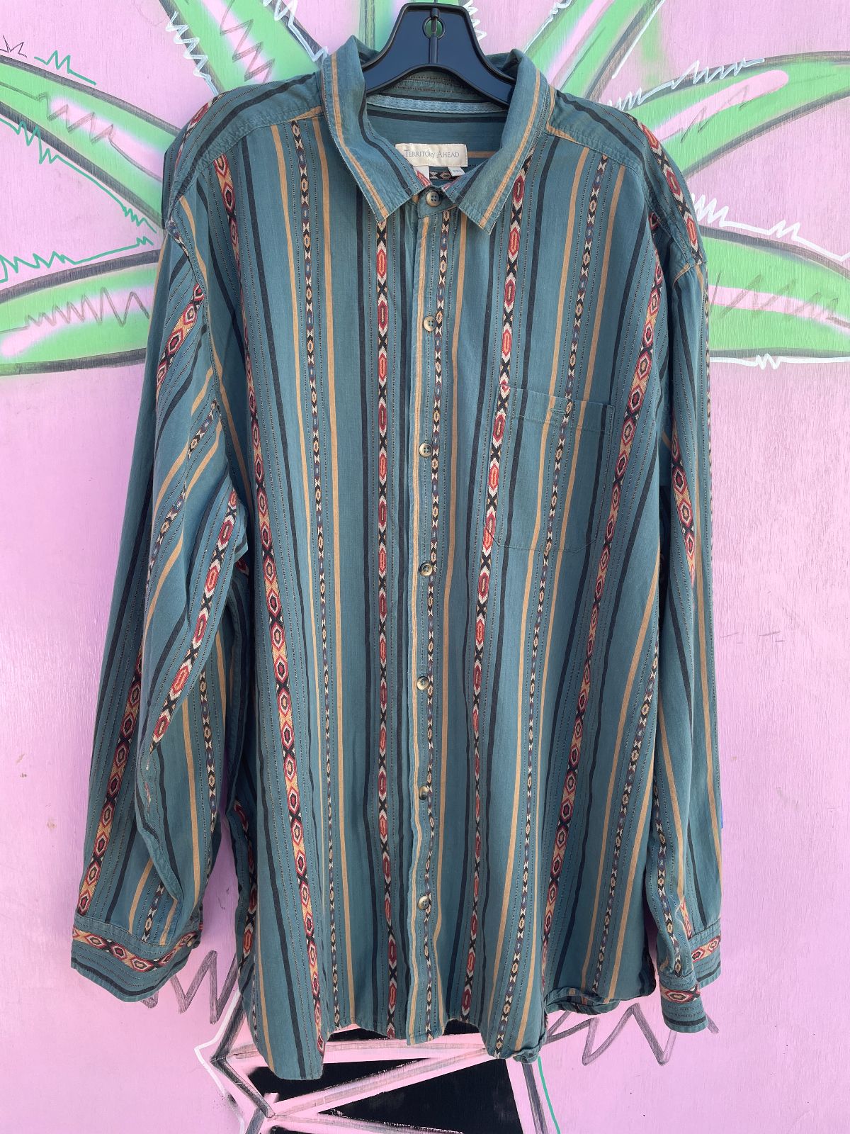 TERRITORY AHEAD 100% COTTON WOVEN SOUTHWESTERN DESIGN LONG SLEEVE BUTTON DOWN SHIRT in TEAL