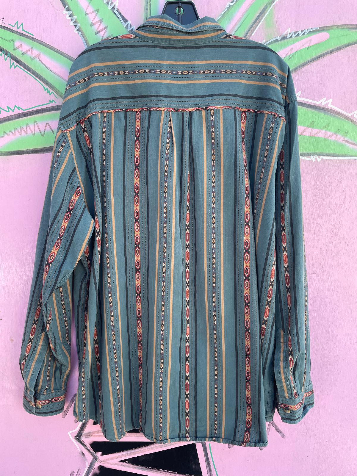 TERRITORY AHEAD 100% COTTON WOVEN SOUTHWESTERN DESIGN LONG SLEEVE BUTTON DOWN SHIRT in TEAL