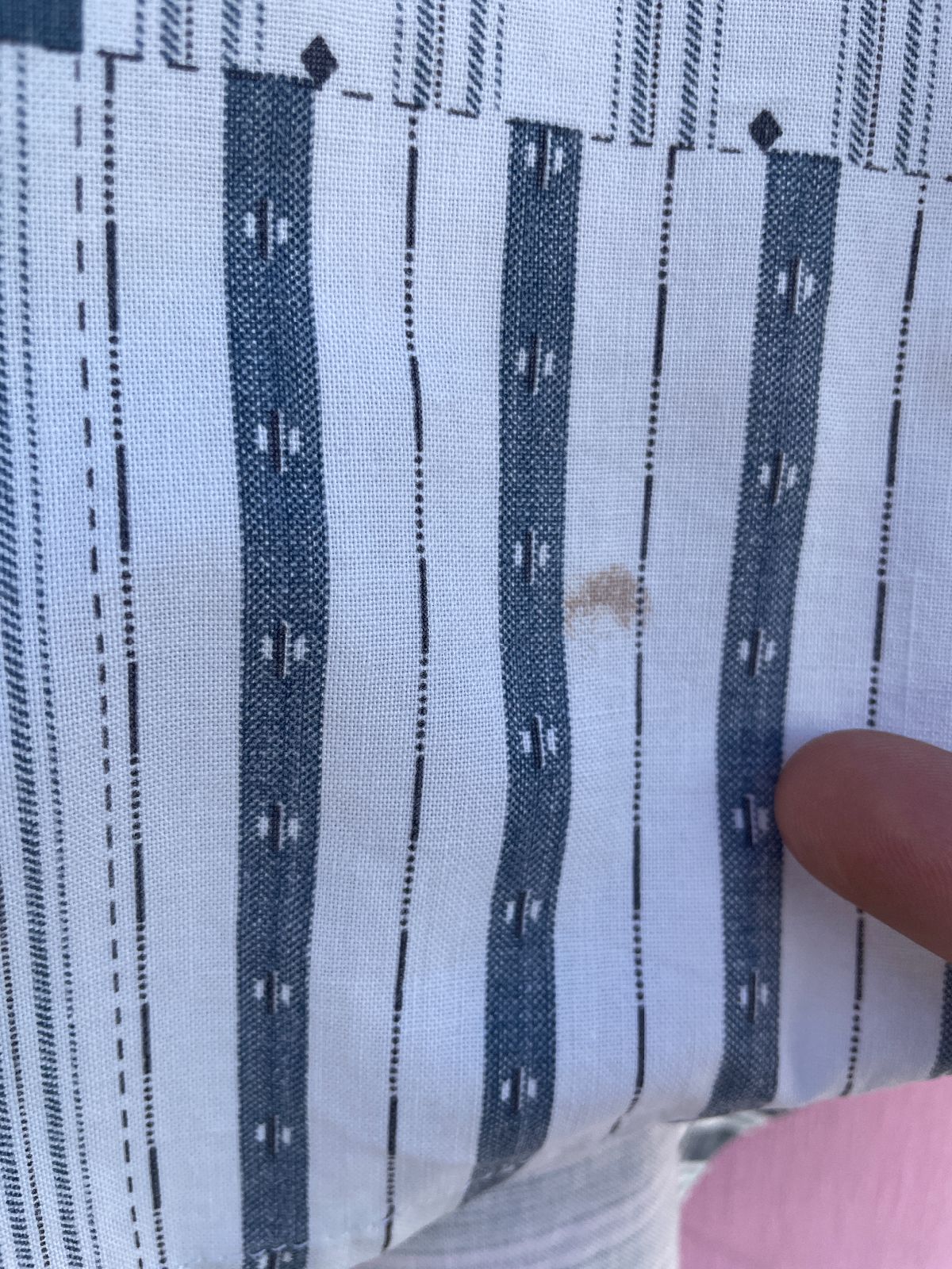 URBAN ACTIVE COOL! 1990S DENIM & COTTON PATCHWORK LONG SLEEVE BUTTON DOWN SHIRT in WHITE, BLUE