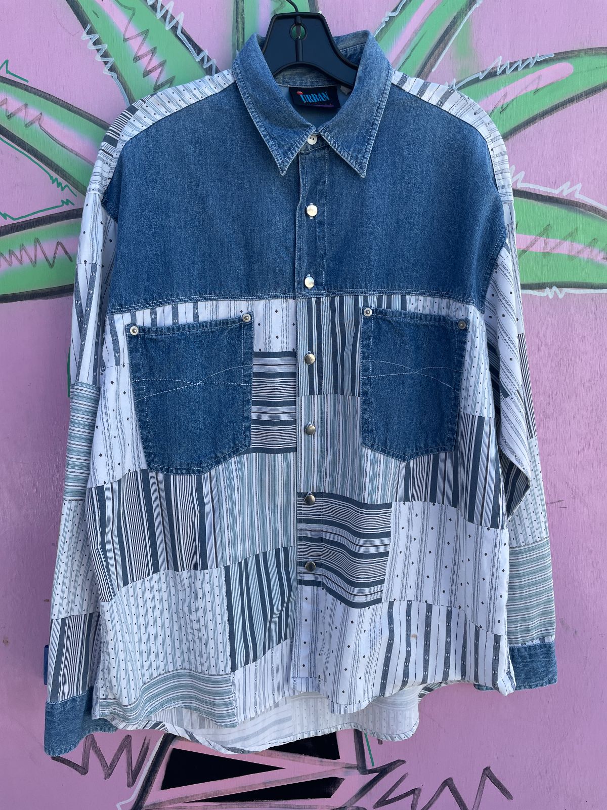 URBAN ACTIVE COOL! 1990S DENIM & COTTON PATCHWORK LONG SLEEVE BUTTON DOWN SHIRT in WHITE, BLUE