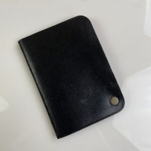 LEATHER SLIDE OUT CARD HOLDER in BLACK