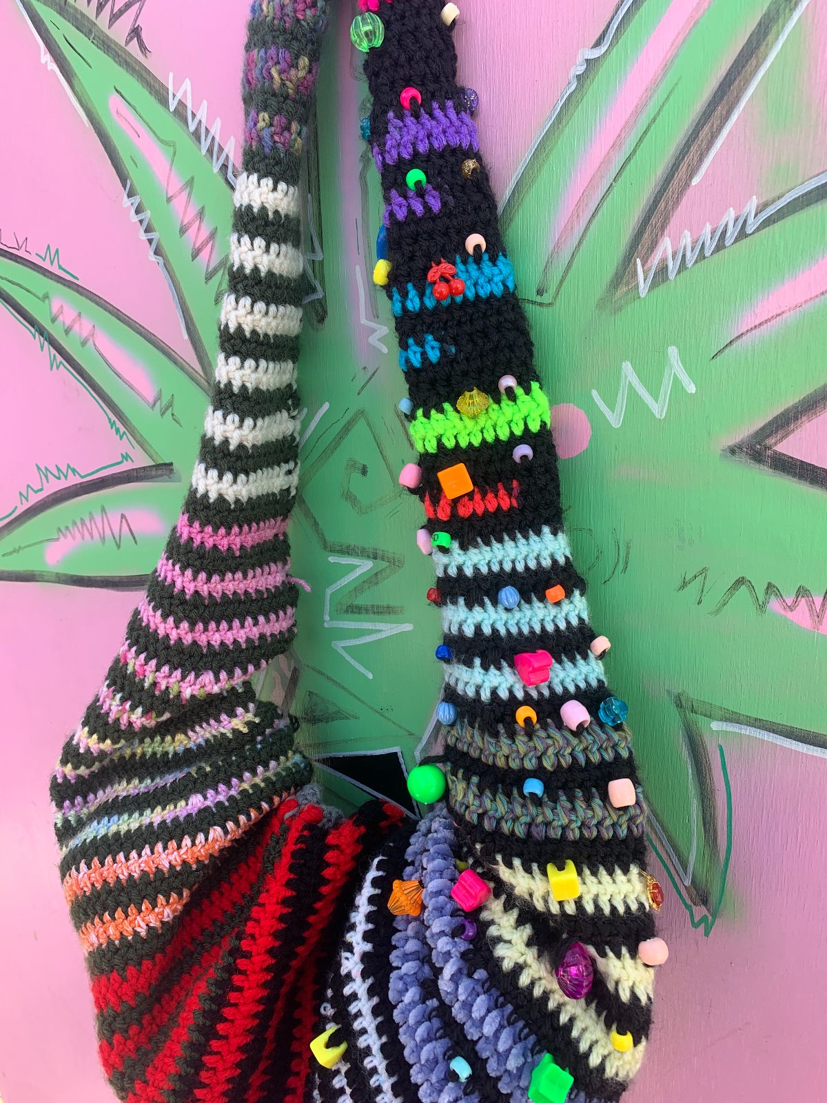 SO CUTE! HAND CROCHET STRIPED KNIT SLOUCHY HOBO BAG, CINCH & TIE CLOSURE ADDED BAUBLE BEADS in MULTI