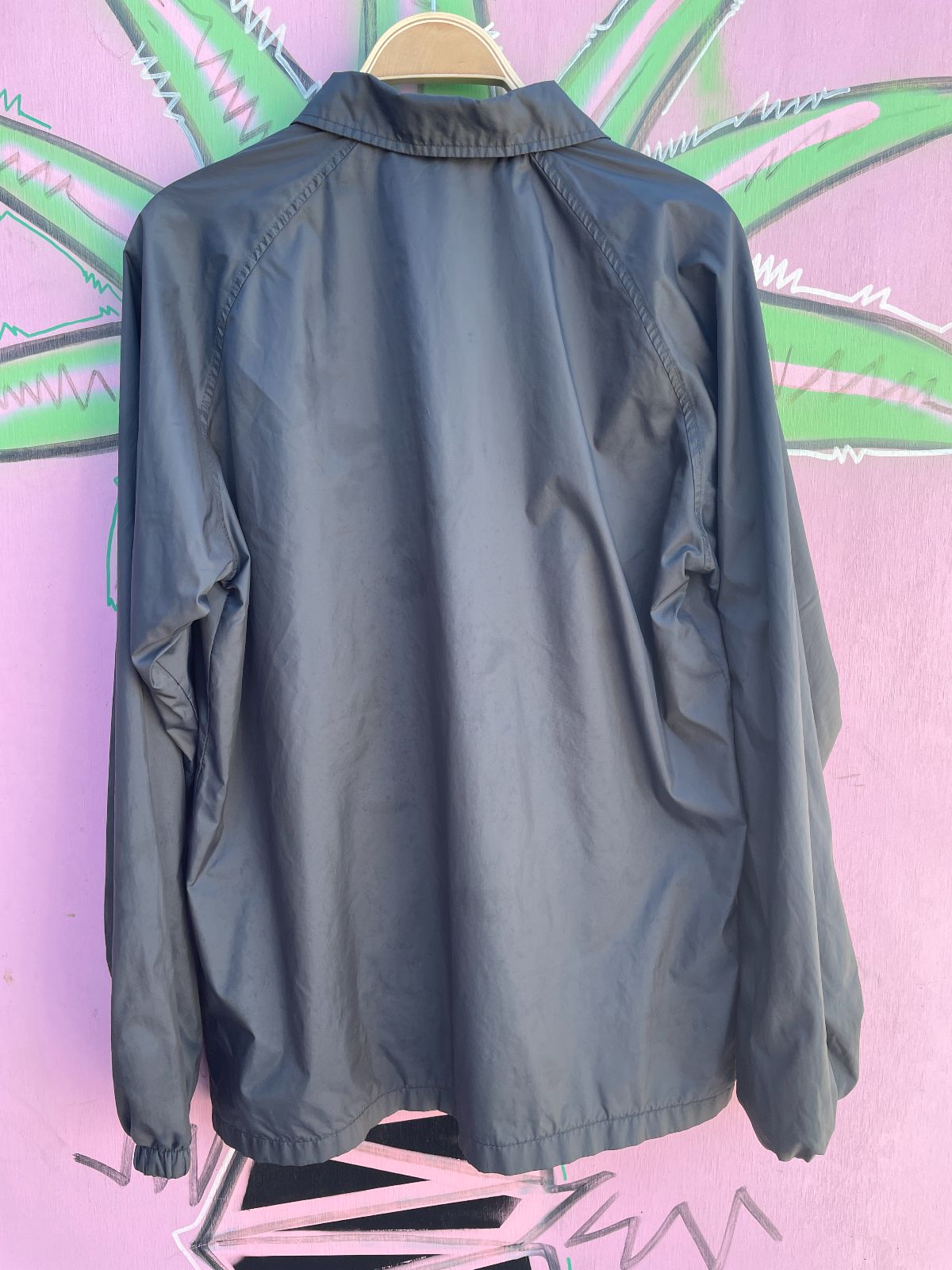 ANTI HERO SKATEBOARDS *AS-IS* ANTI-HERO IRIDESCENT COACH JACKET SNAP BRASS BUTTON in GREY