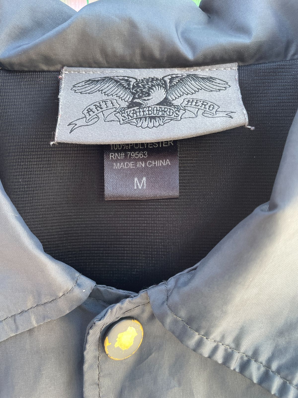 ANTI HERO SKATEBOARDS *AS-IS* ANTI-HERO IRIDESCENT COACH JACKET SNAP BRASS BUTTON in GREY