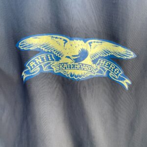 ANTI HERO SKATEBOARDS *AS-IS* ANTI-HERO IRIDESCENT COACH JACKET SNAP BRASS BUTTON in GREY