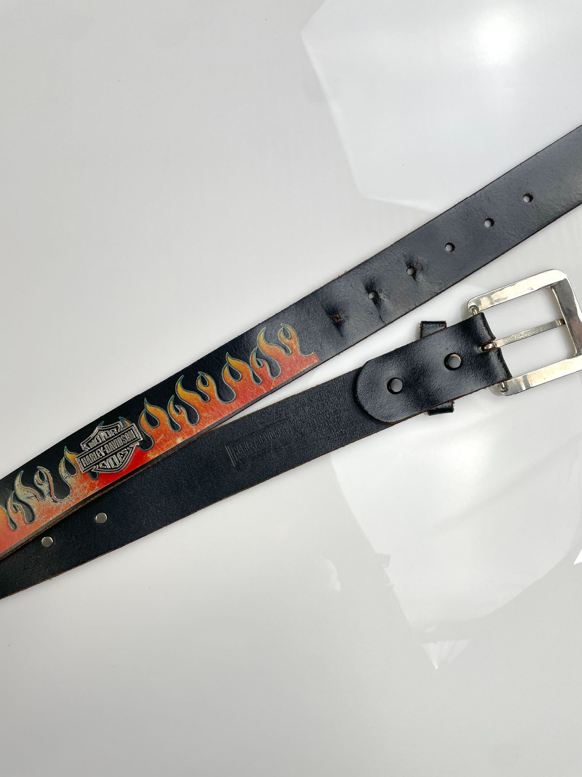 HARLEY DAVIDSON SUPER SOFT EMBOSSED FLAME DESIGN LEATHER BELT, HEAVY LOGO PLAQUE EMBELLISHMENTS in BLACK, RED, ORANGE