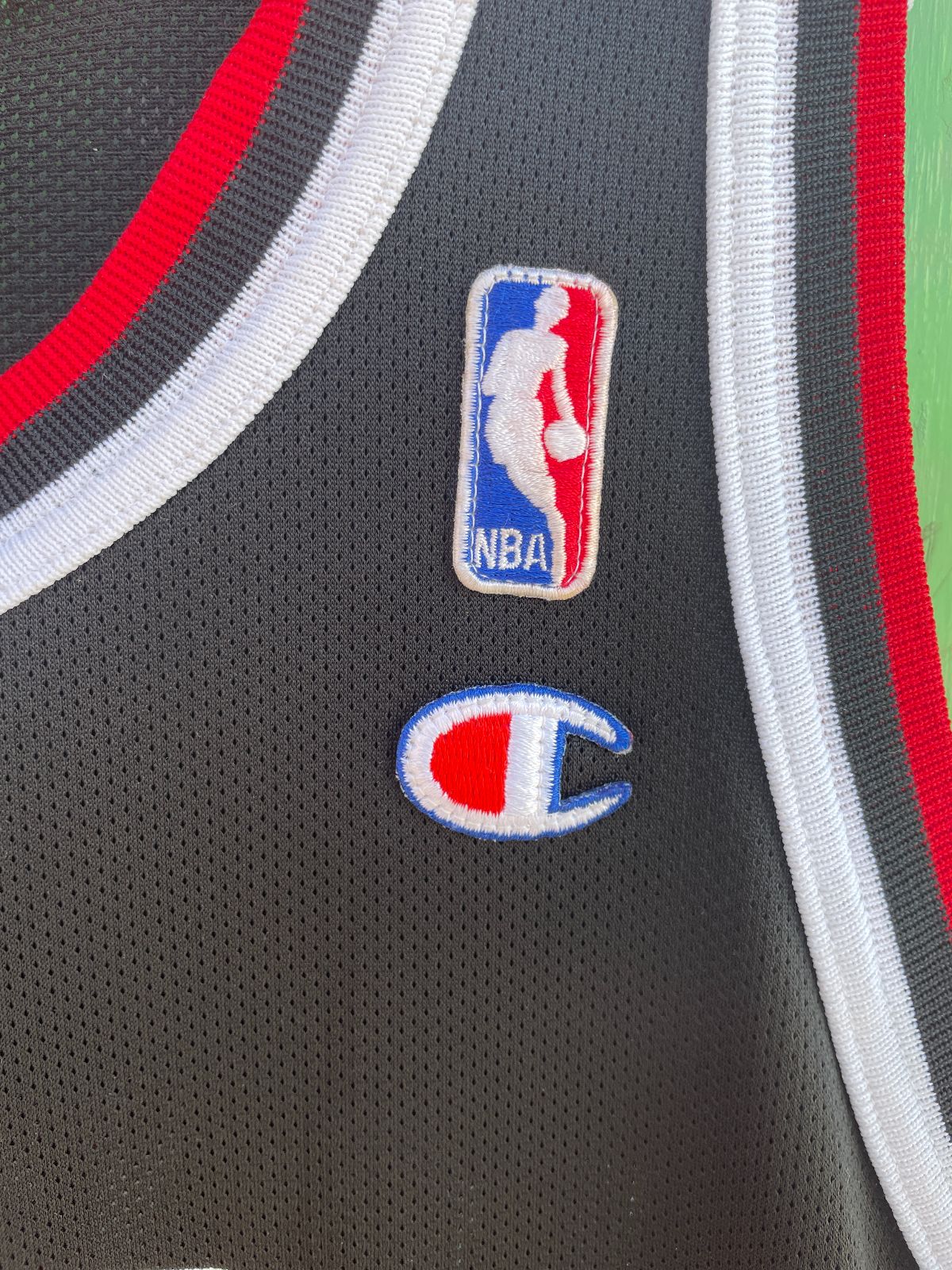 CHAMPION NBA CHICAGO BULLS #23 MICHAEL JORDAN BASKETBALL JERSEY in BLACK, RED, WHITE