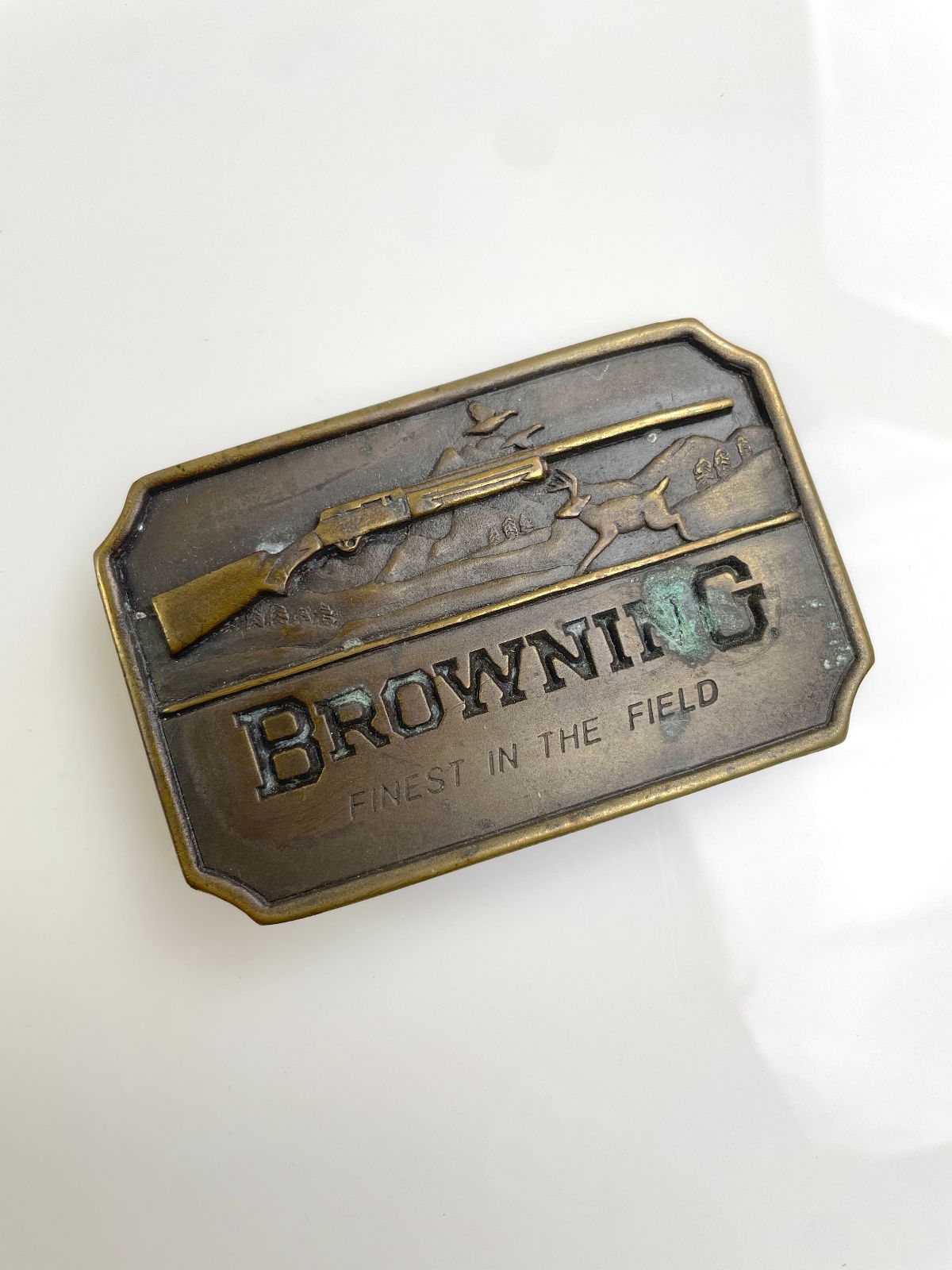 INDIANA METAL CRAFT *AS-IS* SOLID BRASS BELT BUCKLE - BROWNING RIFLE DESIGN in BRASS