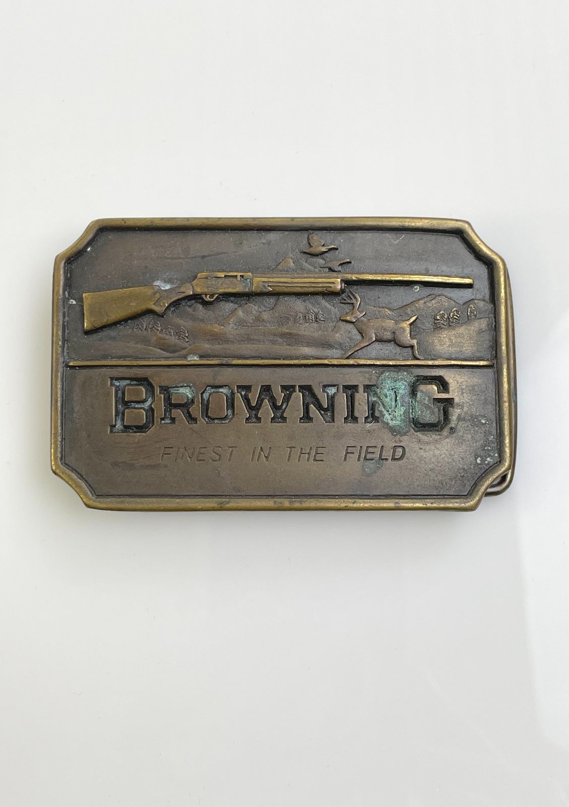 INDIANA METAL CRAFT *AS-IS* SOLID BRASS BELT BUCKLE - BROWNING RIFLE DESIGN in BRASS