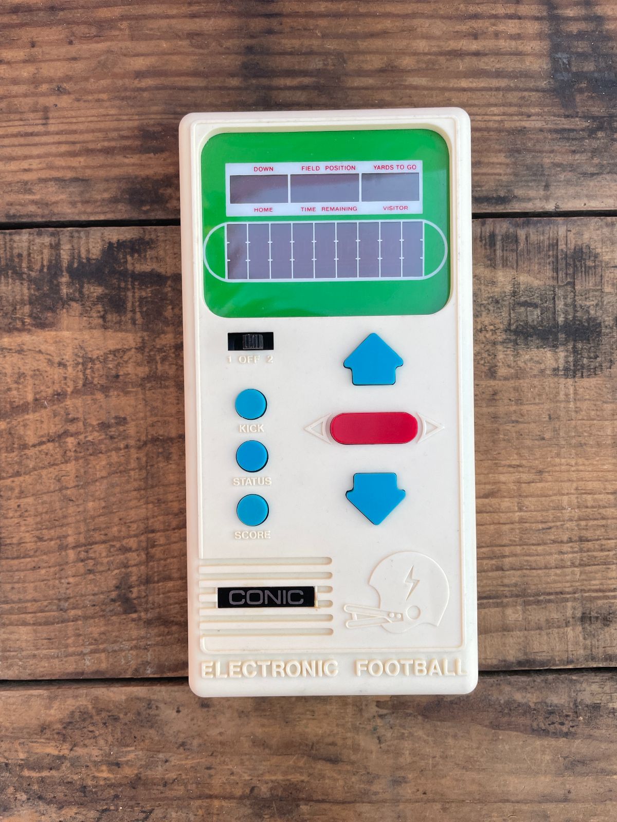 CONIC 80S CONIC HANDHELD ELECTRONIC FOOTBALL GAME in CREAM