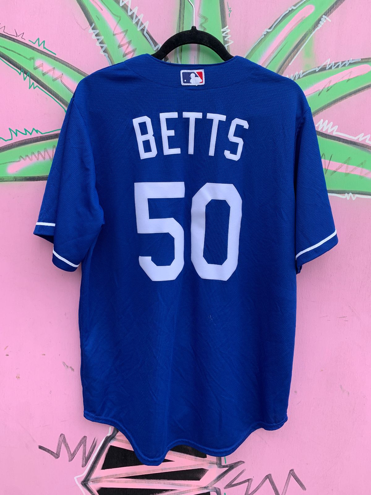 NIKE MLB LOS ANGELES DODGERS MOOKIE BETTS BUTTON UP BASEBALL JERSEY in BLUE