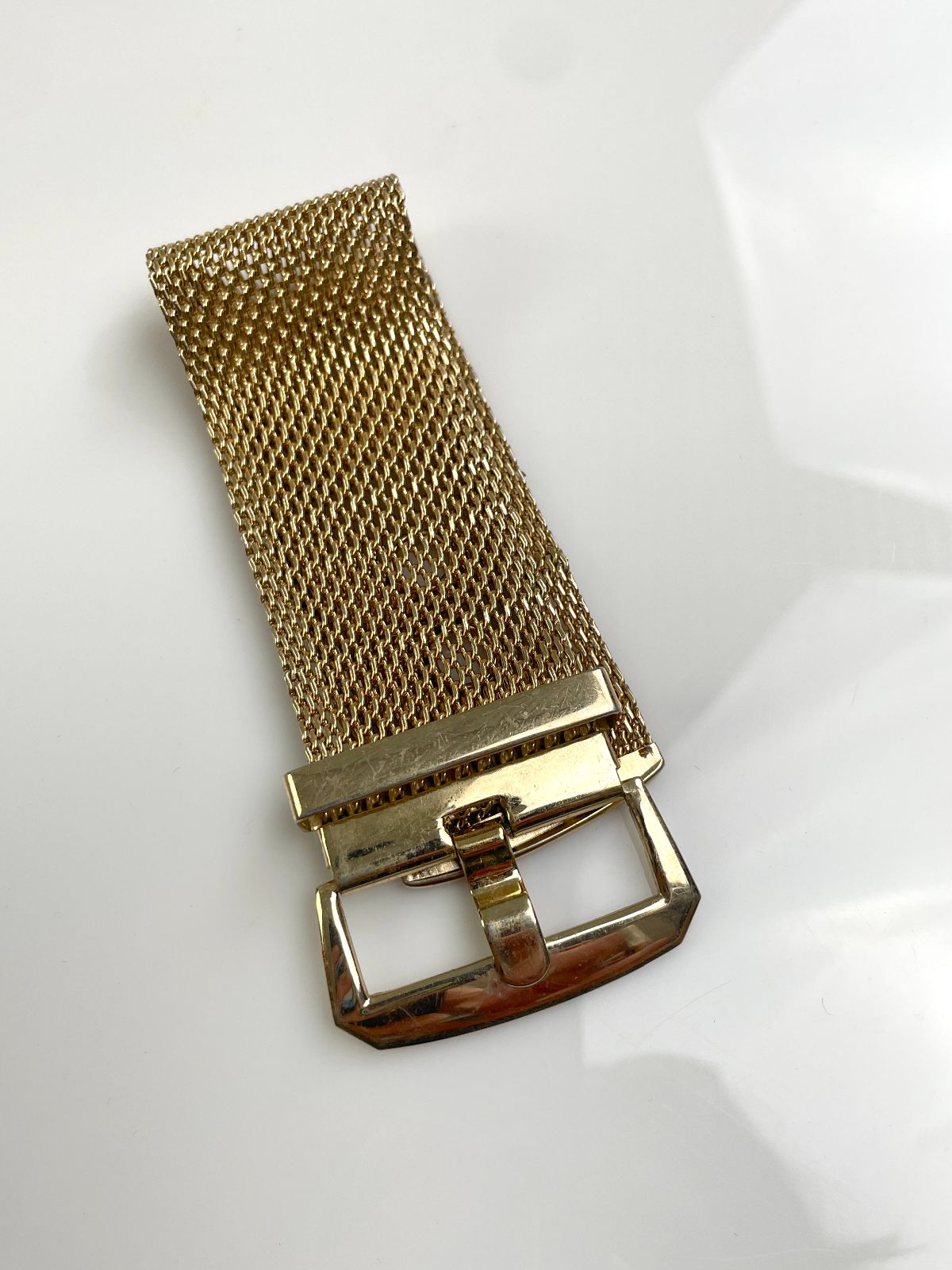 1990S GOLD PLATED MESH BELT STYLE BRACELET in GOLD