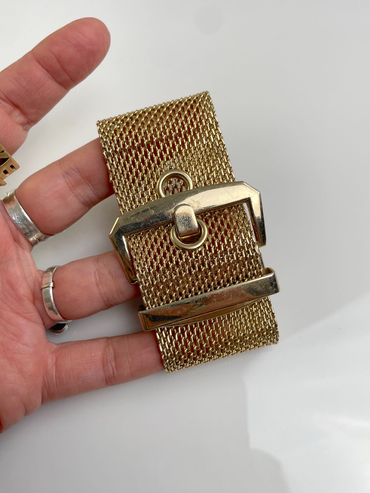 1990S GOLD PLATED MESH BELT STYLE BRACELET in GOLD