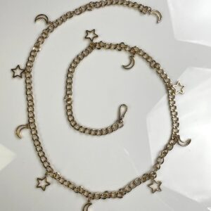 ADORABLE! 1990S | Y2K GOLD PLATED STAR & MOON CHARM CHAIN LINK BELT in GOLD