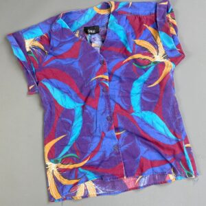 FRITZI *AS-IS* SUPER CUTE! CAP SLEEVE HAWAIIAN TOP, RUCHED SLEEVES, SMALL FIT in PURPLE, BLUE