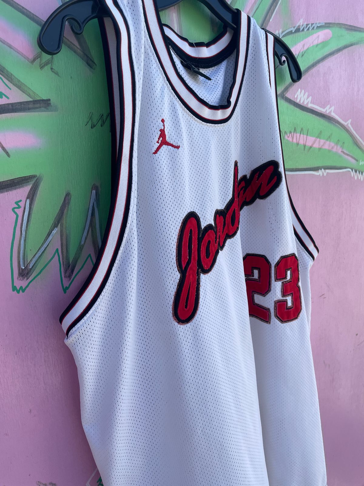 JORDAN *AS-IS* CHICAGO BULLS #23 MICHAEL JORDAN BASKETBALL JERSEY in WHITE, RED, BLACK