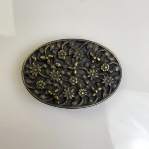 ANTIQUED BRONZE CARVED FLORAL DESIGN BELT BUCKLE in BRASS